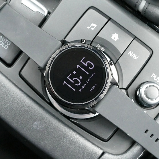 Fossil Gen 5 to bezdyskusyjnie najmocniejszy smartwatch z WearOS