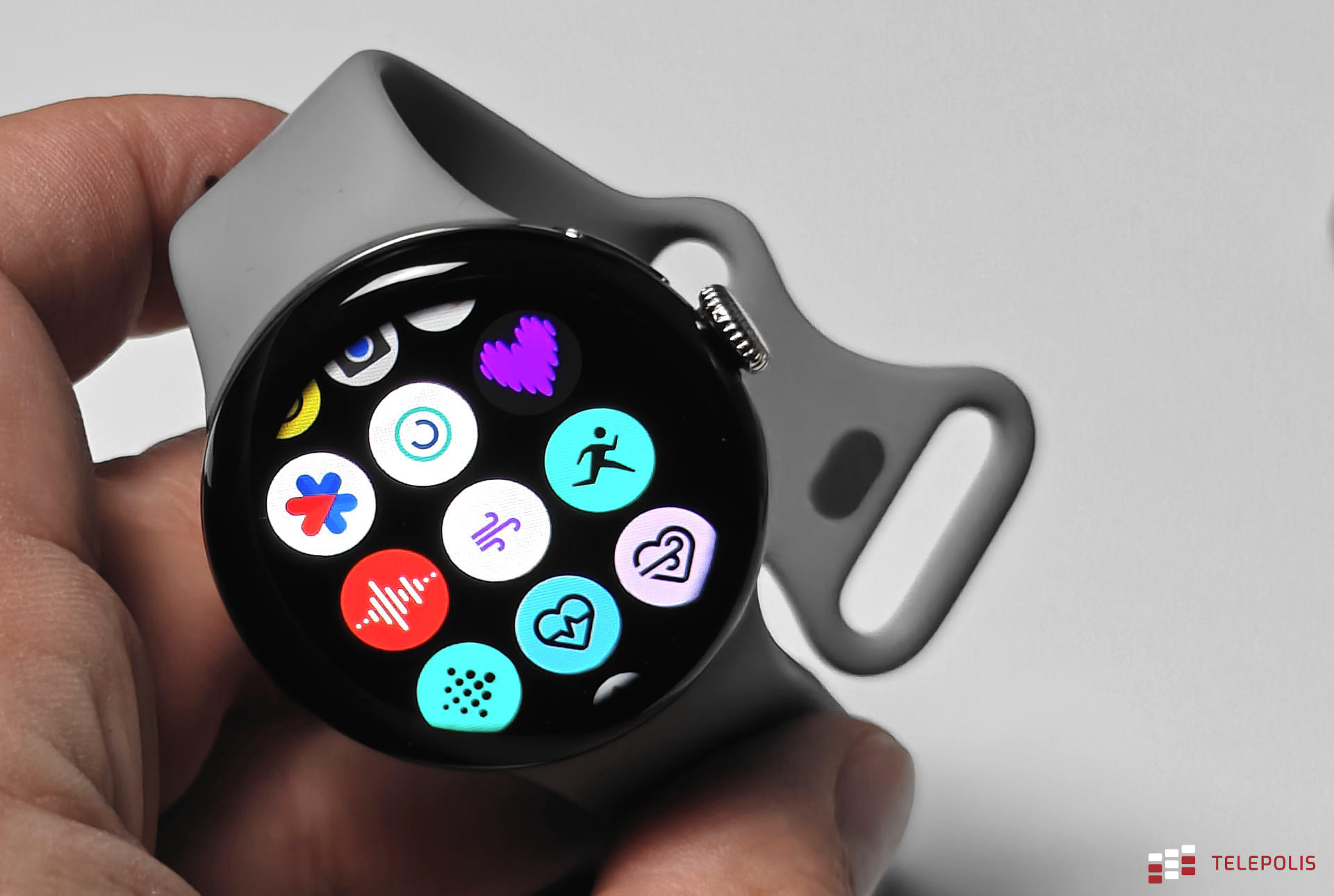 Pixel Watch 3: świetny smart zegarek, ale tylko dla fanów Google
