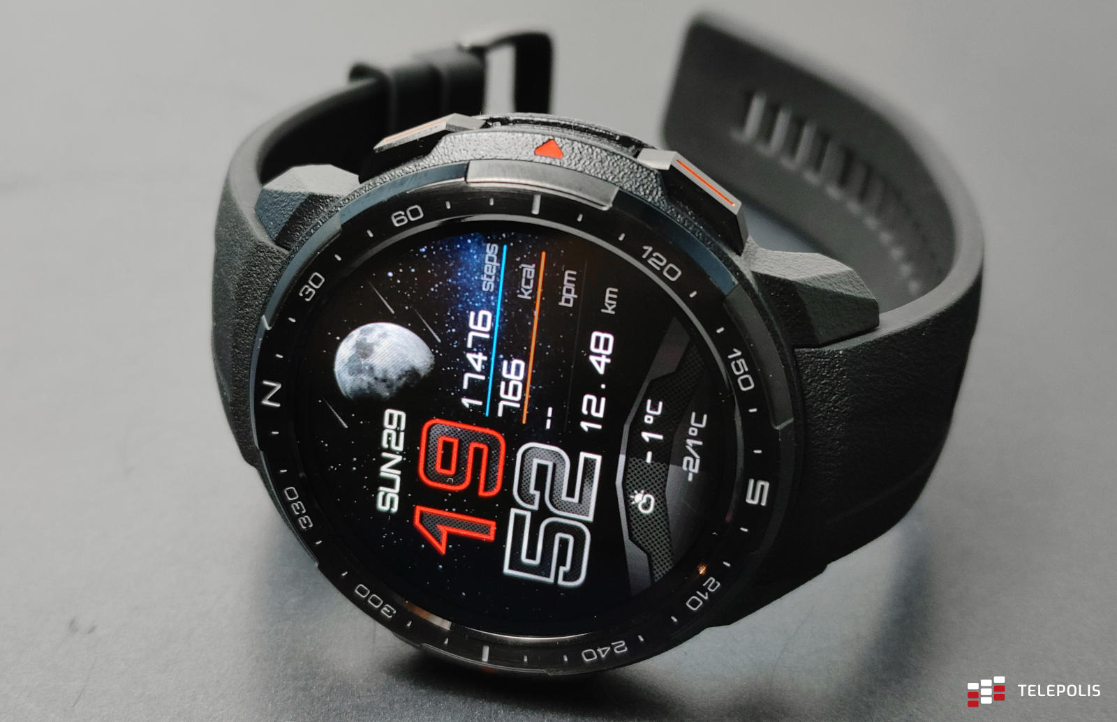 Test zegarka Honor Watch GS Pro: sportowy, turystyczny, trochę smart
