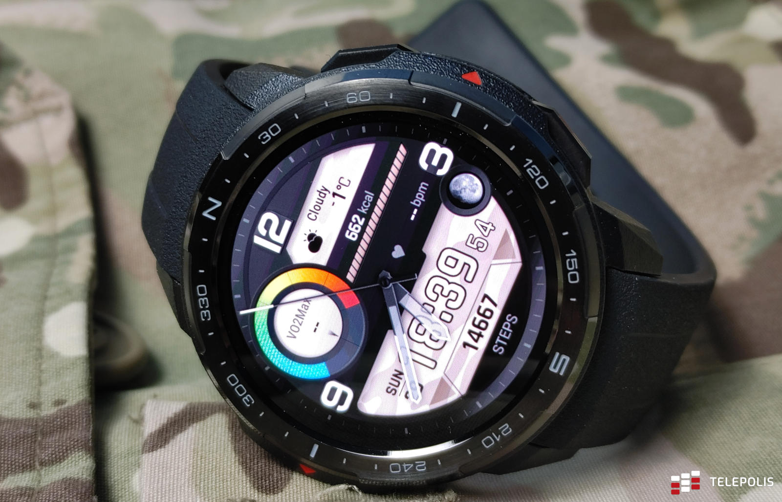 Test zegarka Honor Watch GS Pro: sportowy, turystyczny, trochę smart