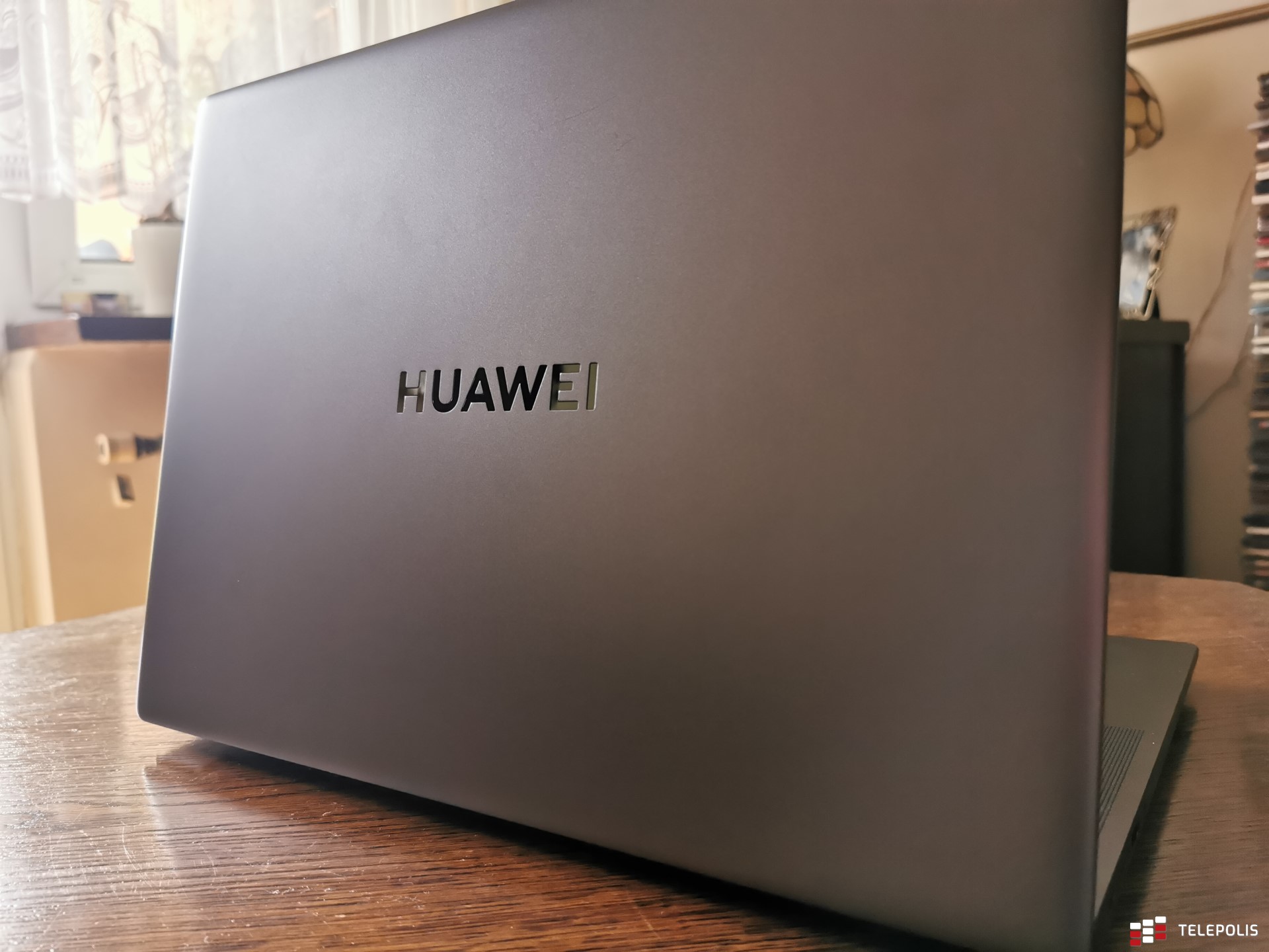 Cud, drodzy państwo. Huawei zrobił sprzęt, z którego da się korzystać