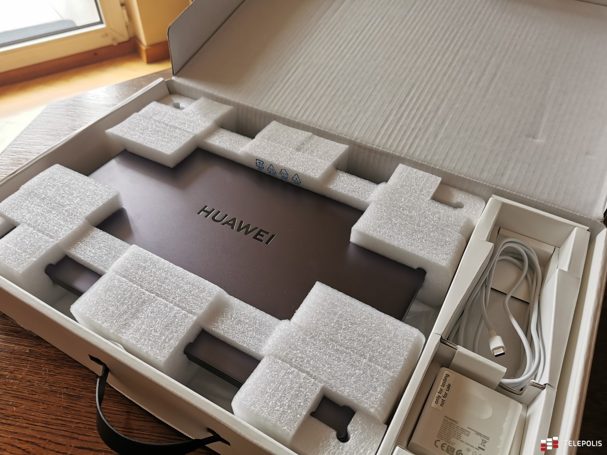 Cud, drodzy państwo. Huawei zrobił sprzęt, z którego da się korzystać