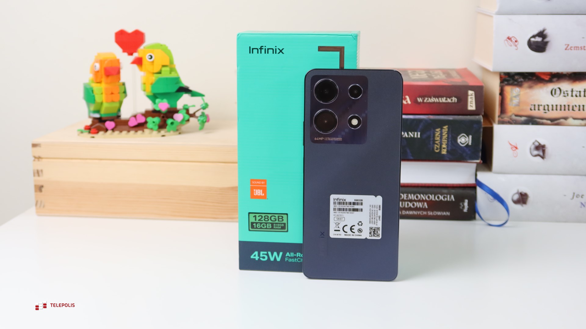 Smartfon inflacyjny. W Rosji schodzi jak ciepłe bułeczki (test)