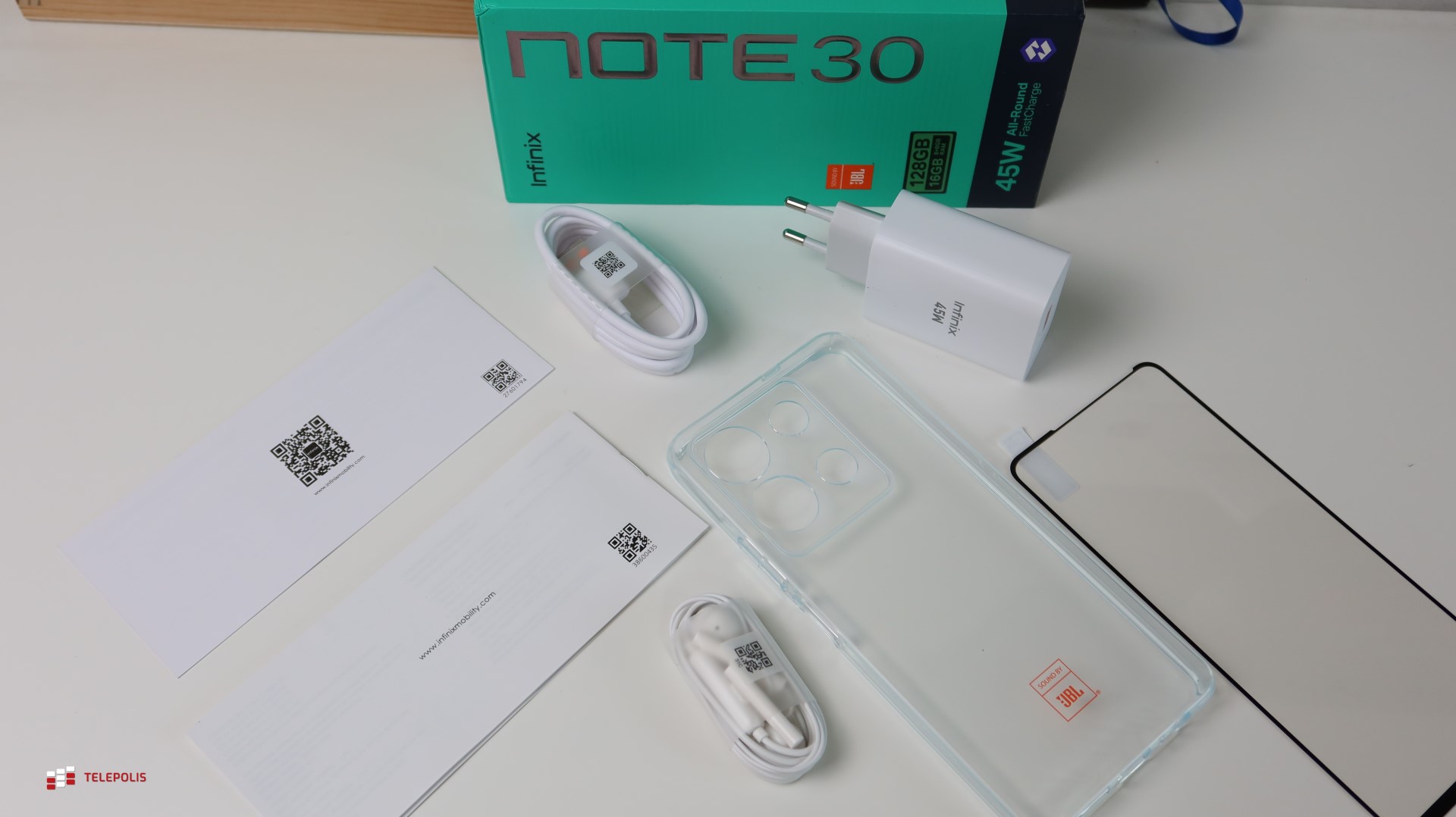 Smartfon inflacyjny. W Rosji schodzi jak ciepłe bułeczki (test)