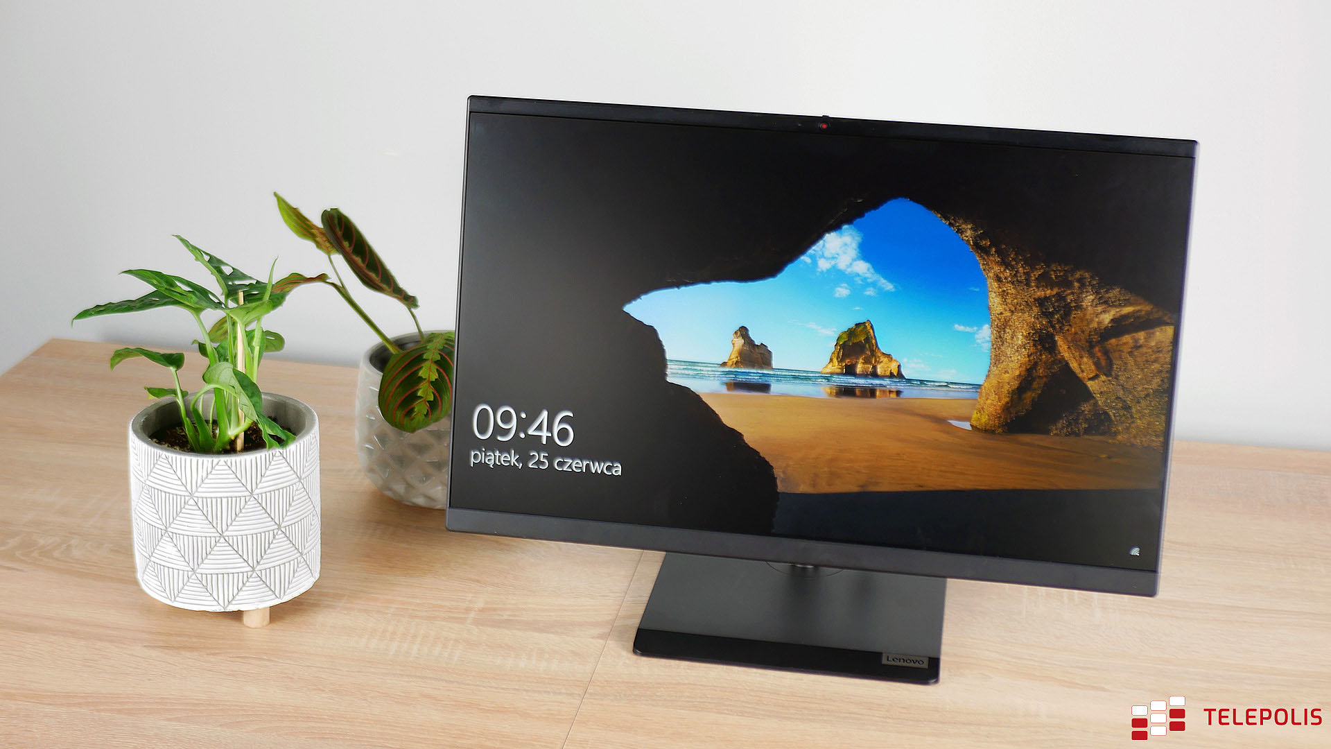 Pracowałem na komputerze Lenovo AiO i okazuje się, że prowadzenie biznesu może być łatwiejsze