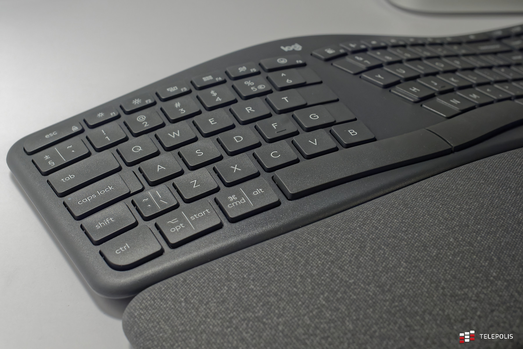 Na taką klawiaturę czekałam! Logitech Ergo K860 po roku