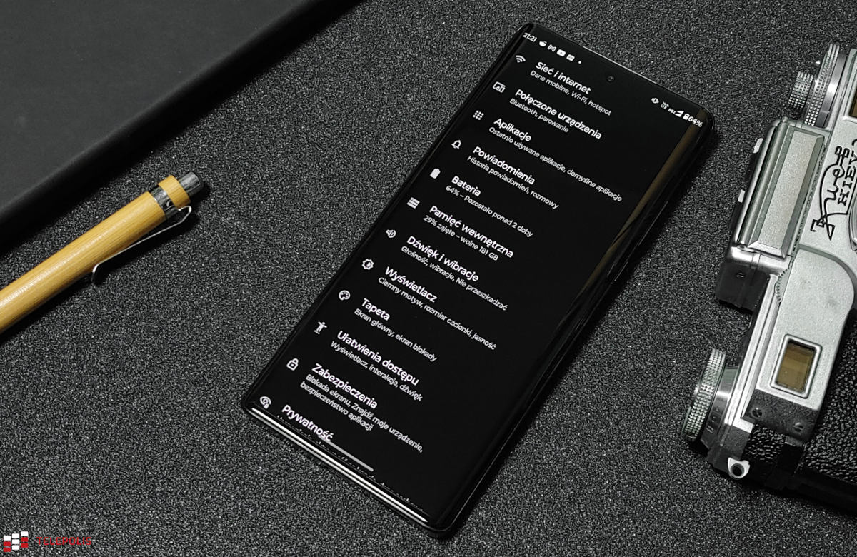 Motorola Edge 30 Ultra – naprawdę udany flagowiec z aparatem 200 Mpix (test)