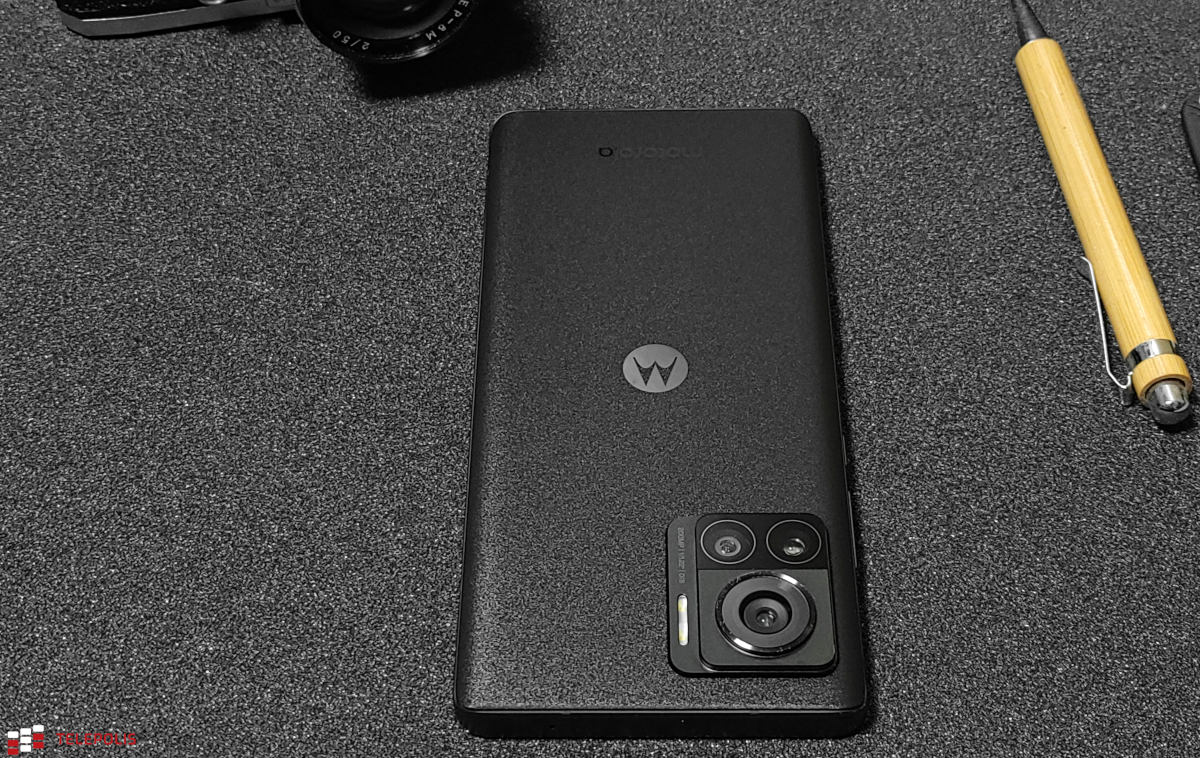 Motorola Edge 30 Ultra – naprawdę udany flagowiec z aparatem 200 Mpix (test)