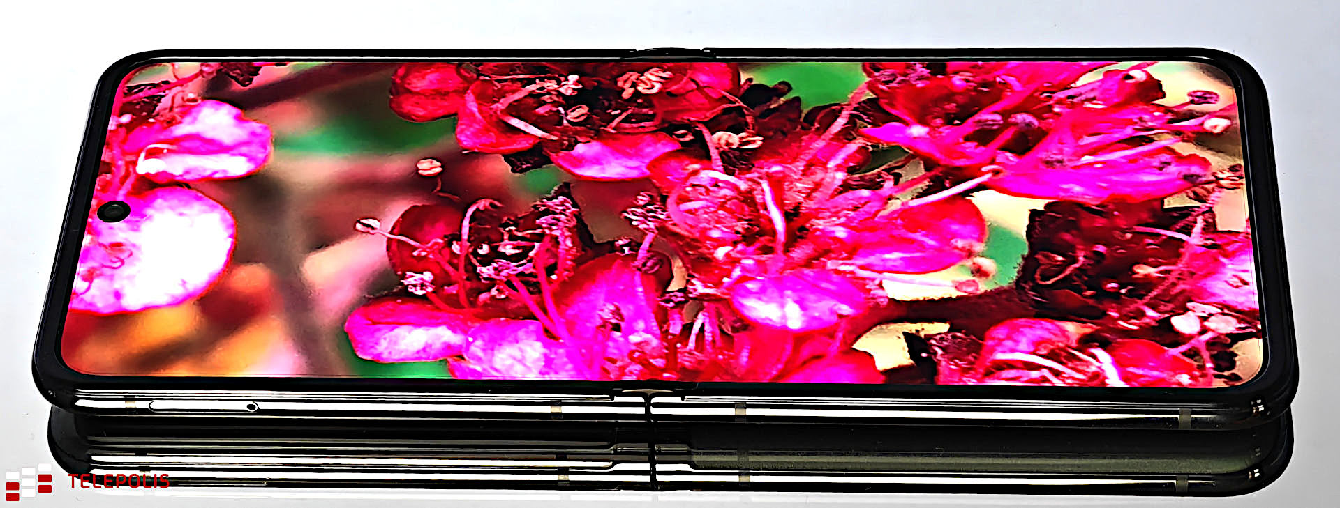 Motorola Razr 40 Ultra: najlepszy smartfon dla niespełnionych gadżeciarzy (test)