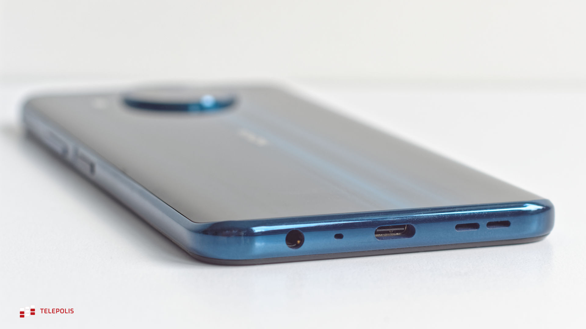 Nokia 8.3 5G – Android w tajnej służbie Jej Królewskiej Mości