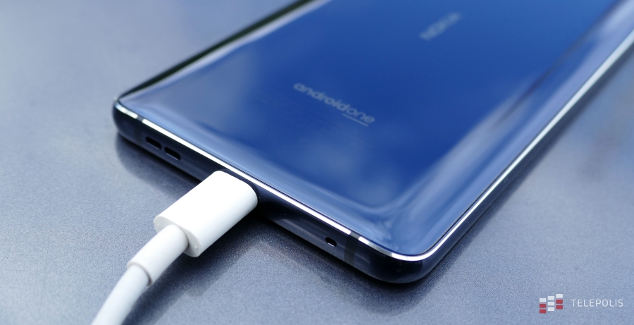 Nokia 9 to fotograficzna tragedia w przyjemnym smartfonie
