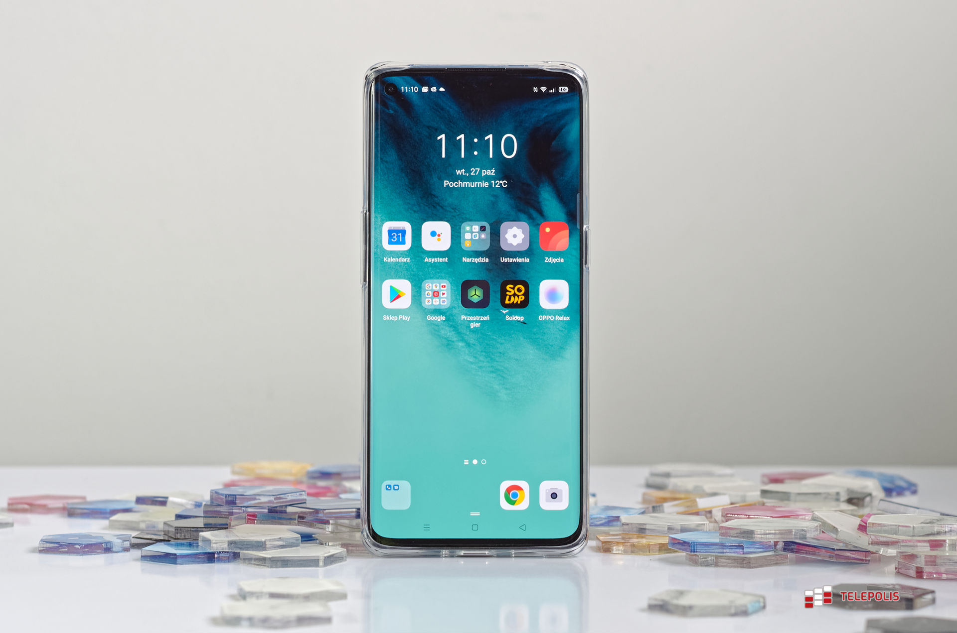 Oppo Reno4 Pro 5G cieszy oko, cieszy dłonie i nawet trochę portfel