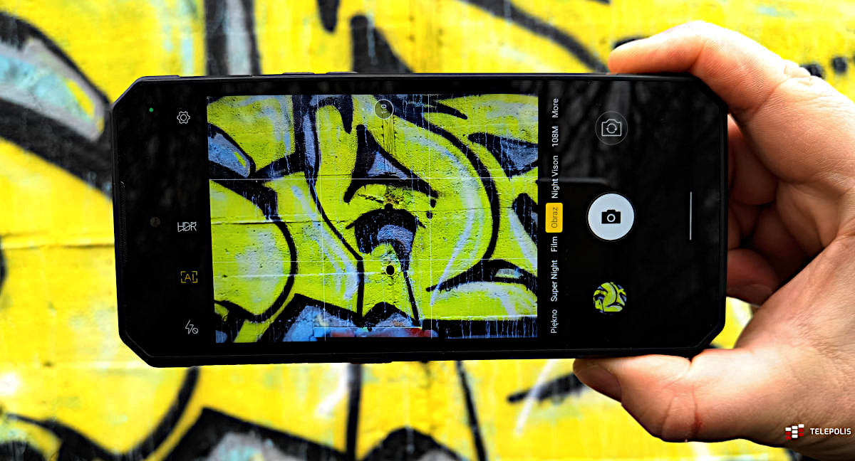 Pancerny Oukitel WP30 Pro ma dwa ekrany. Sprawdzam, czy to ma sens