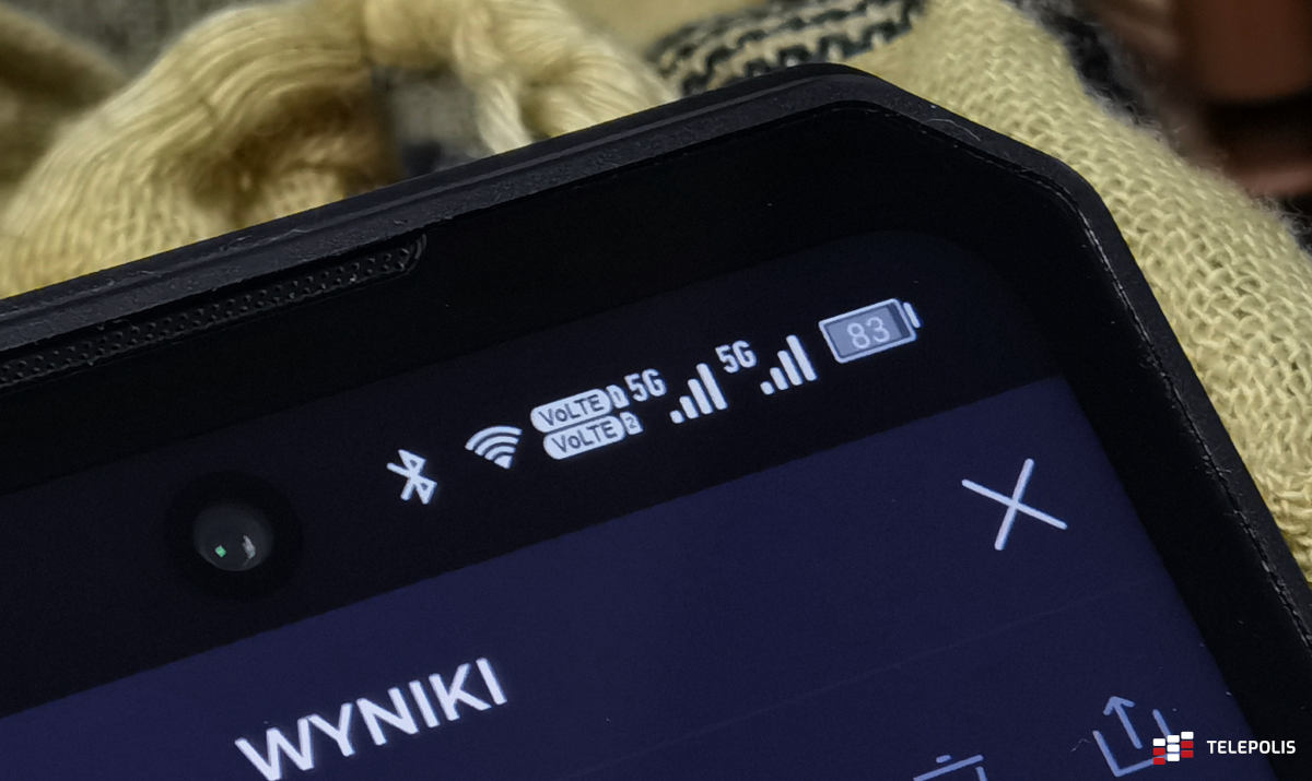 Pancerny Oukitel WP30 Pro ma dwa ekrany. Sprawdzam, czy to ma sens