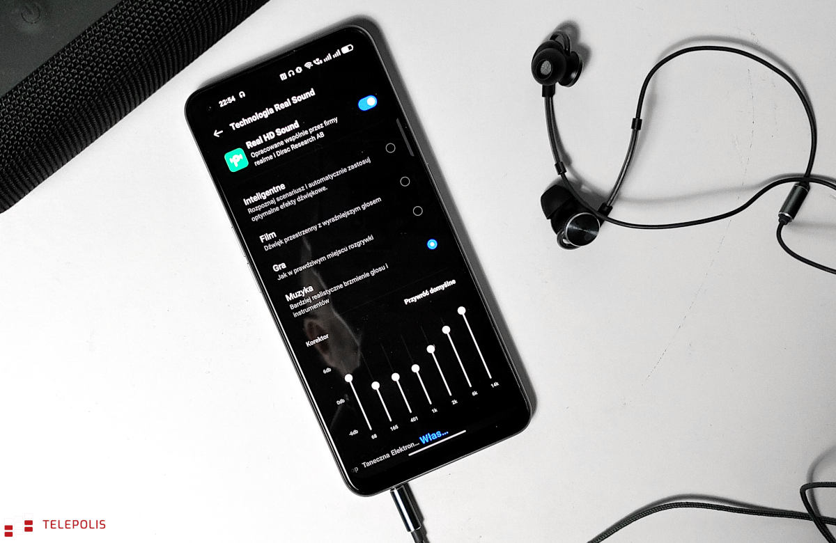 Realme 9: co przekonuje do telefonu bez 5G? Sprawdzamy