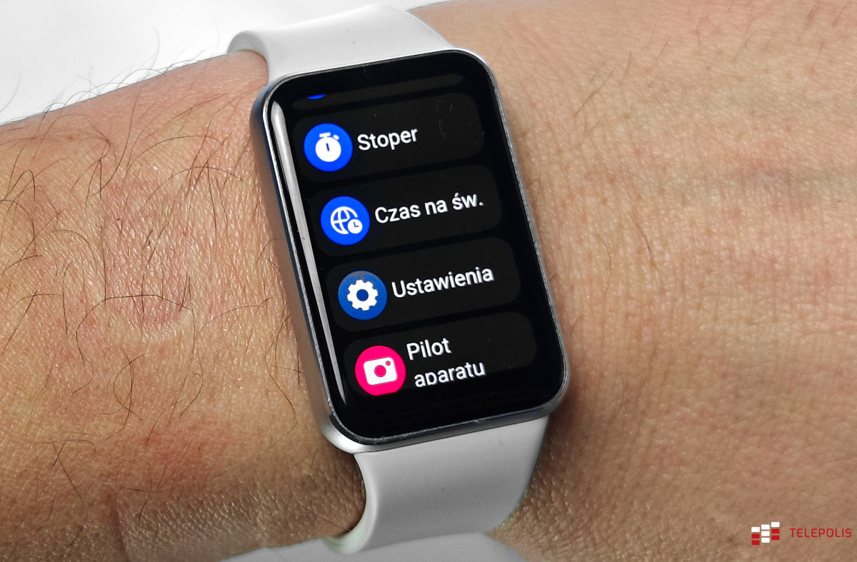 Samsung Galaxy Fit3: zgrabna opaska jak mały smartwatch (test)