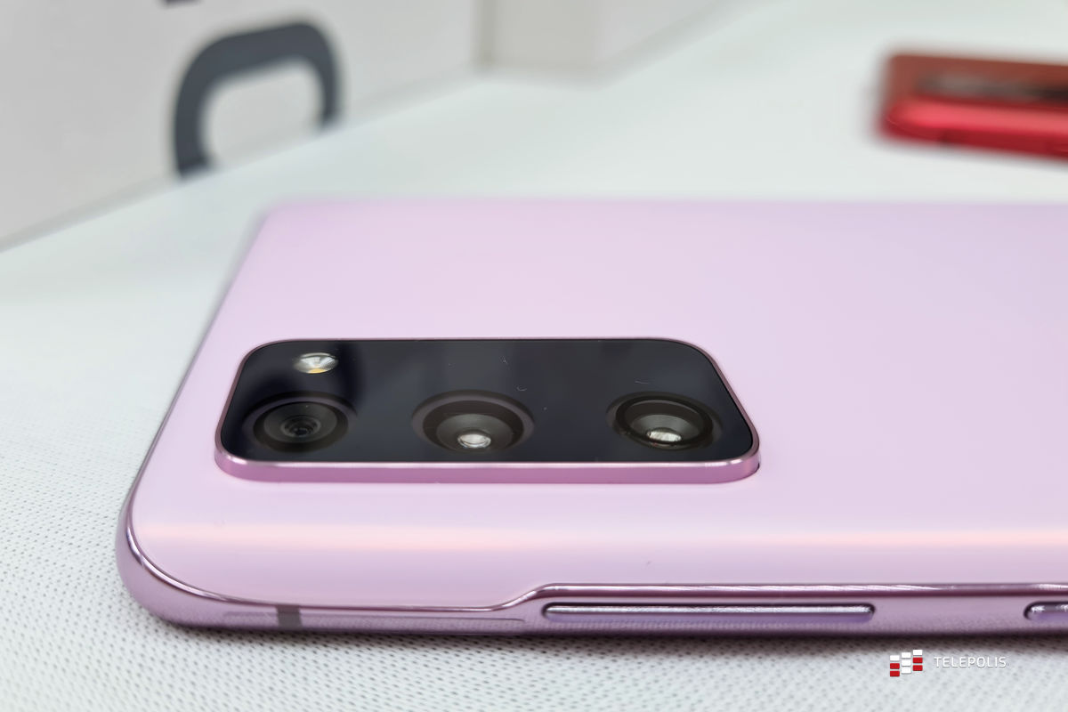 Galaxy S20 FE 5G: smartfon dla fanów Samsunga, 5G i szybkości. Testowaliśmy go w Plusie