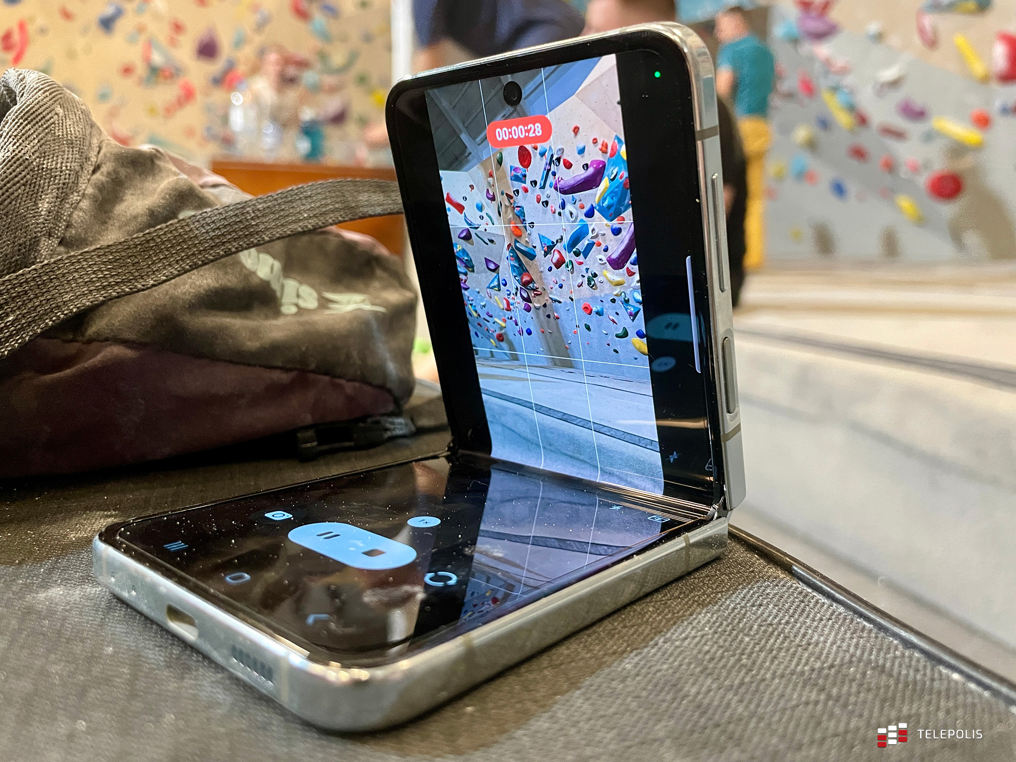 Samsung Galaxy Z Flip5. Po trzech miesiącach nic mu nie jest (test)