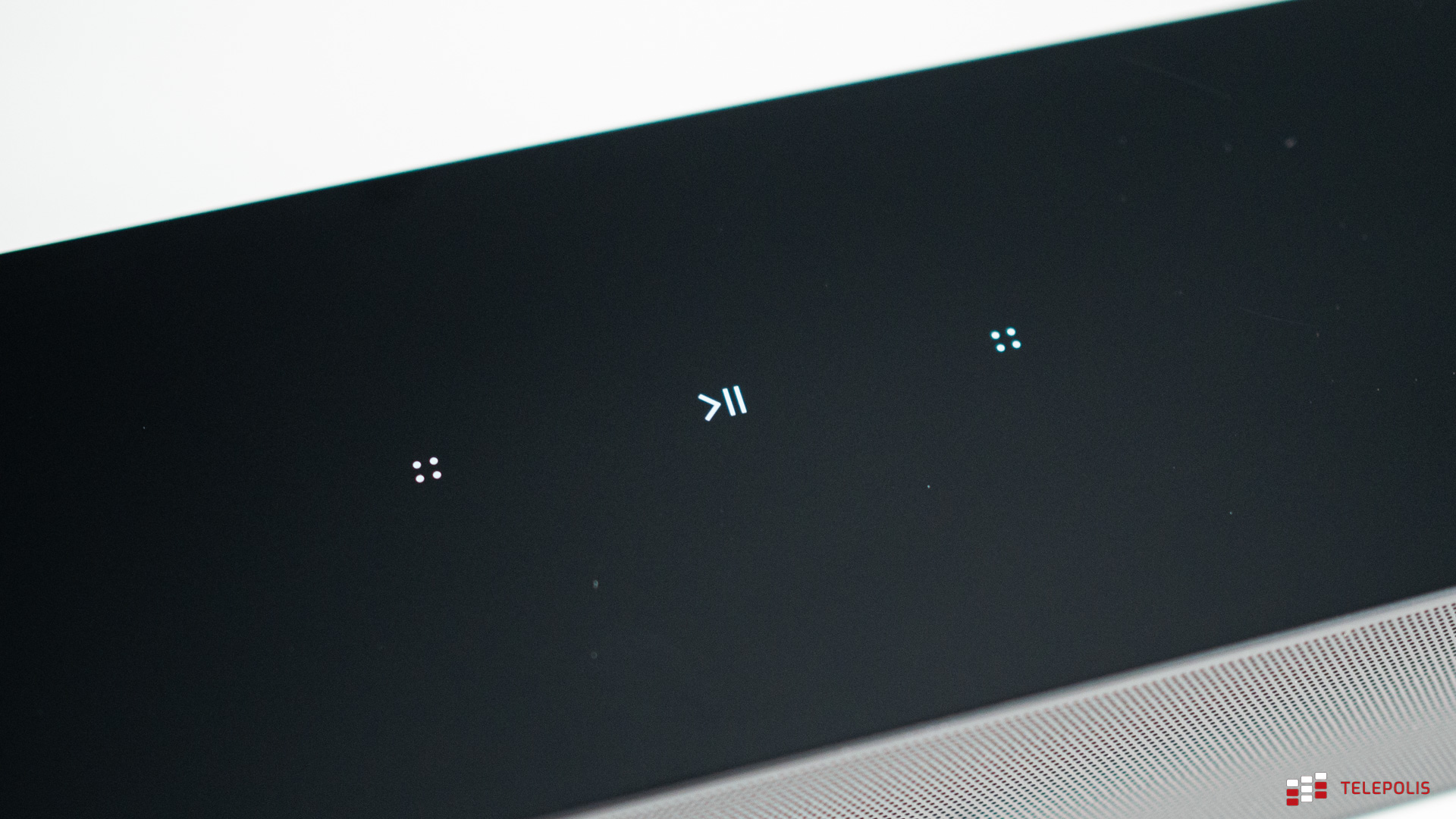 Test Sonos Ray. Świetny soundbar i to pomimo mnóstwa wad