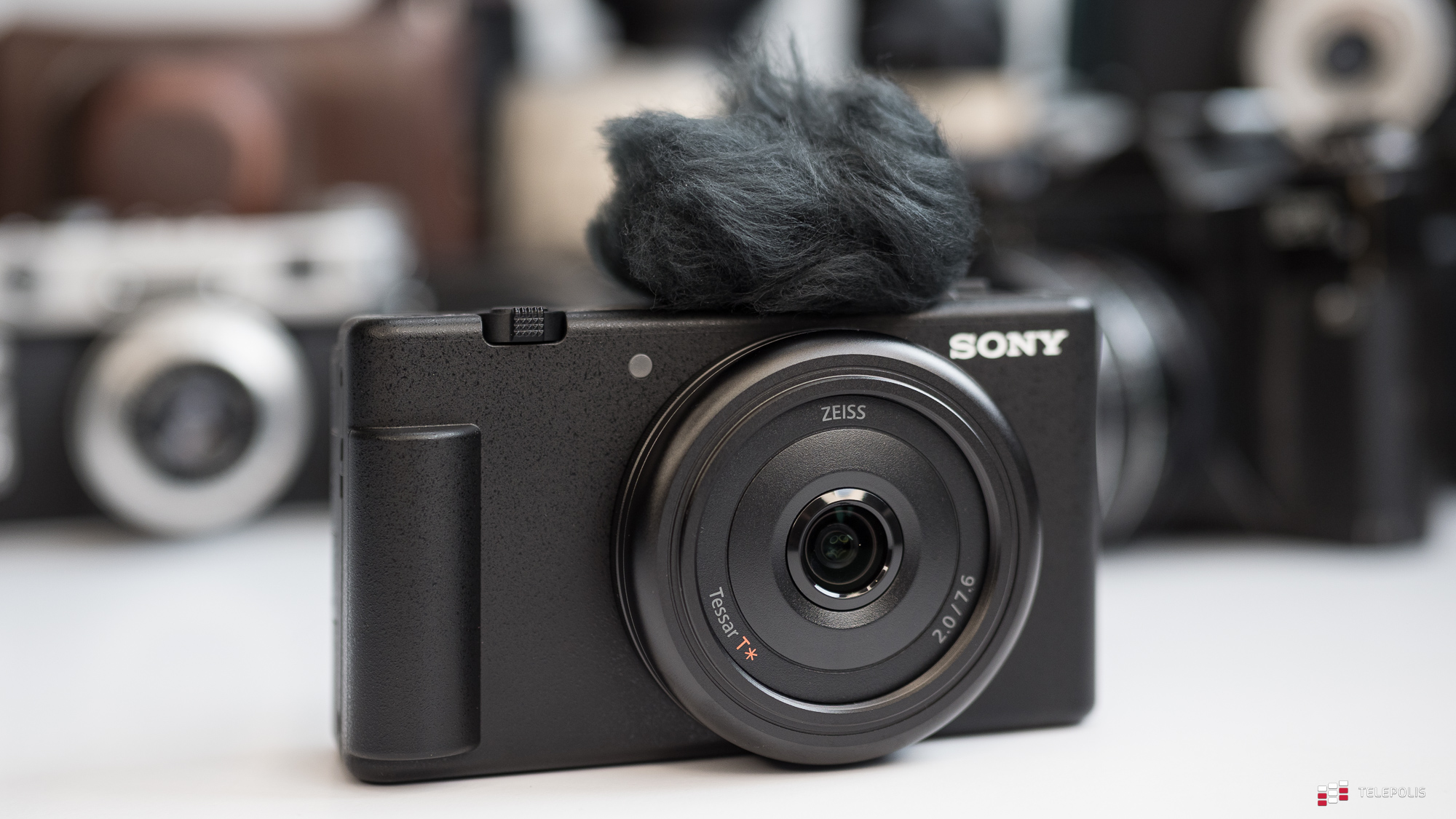 Olej iPhone’a. Sony ZV-1F zrobi lepsze filmy za pół ceny
