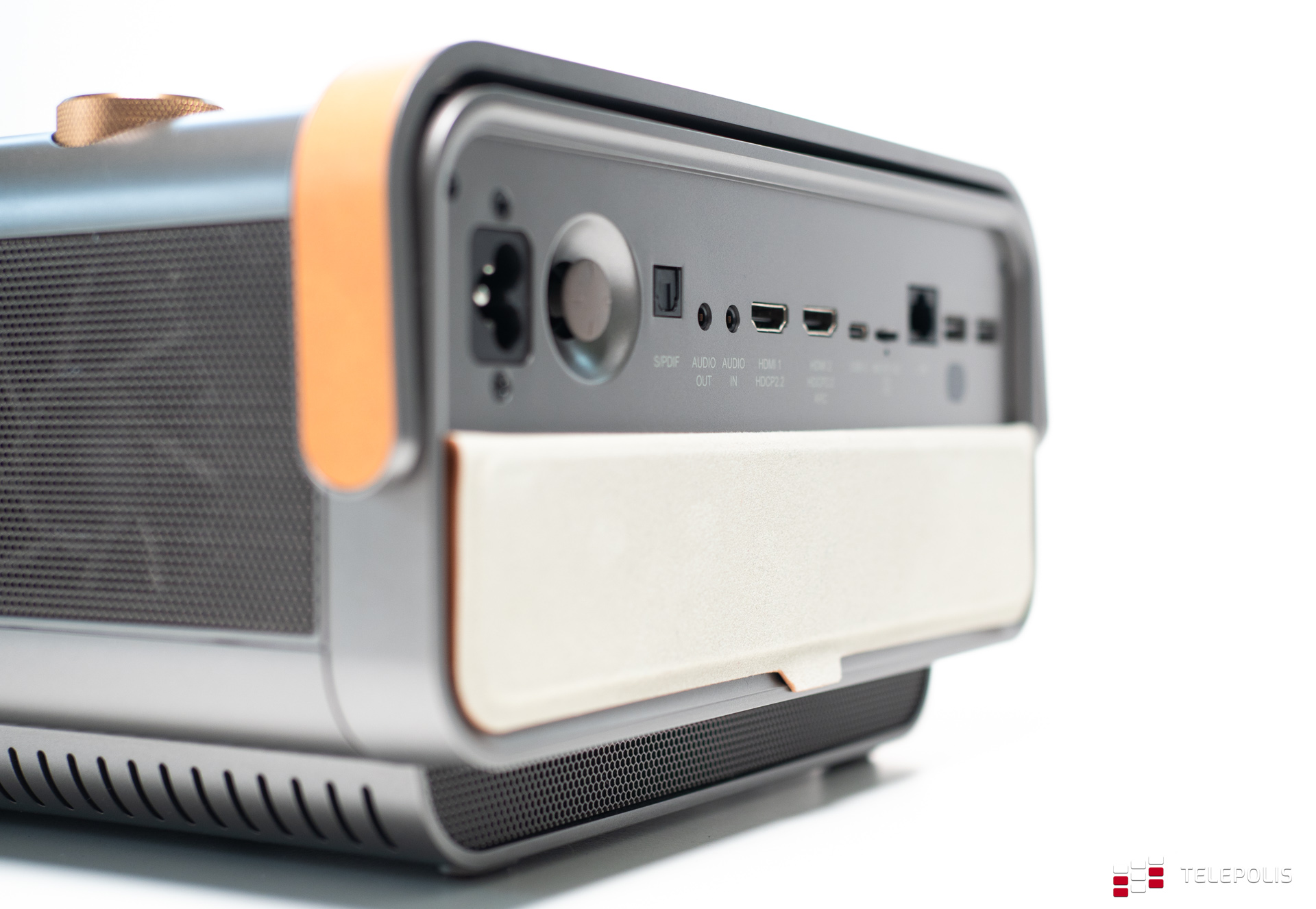 Wyrzuciłem telewizor i wstawiłem to. ViewSonic X11-4K – test