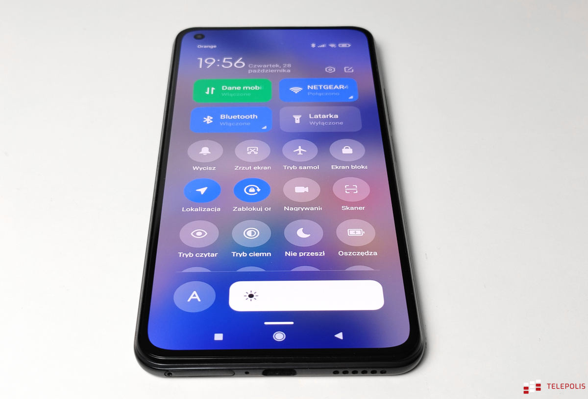 Xiaomi 11 Lite 5G NE – chciał być pogromcą, pozostał średniakiem