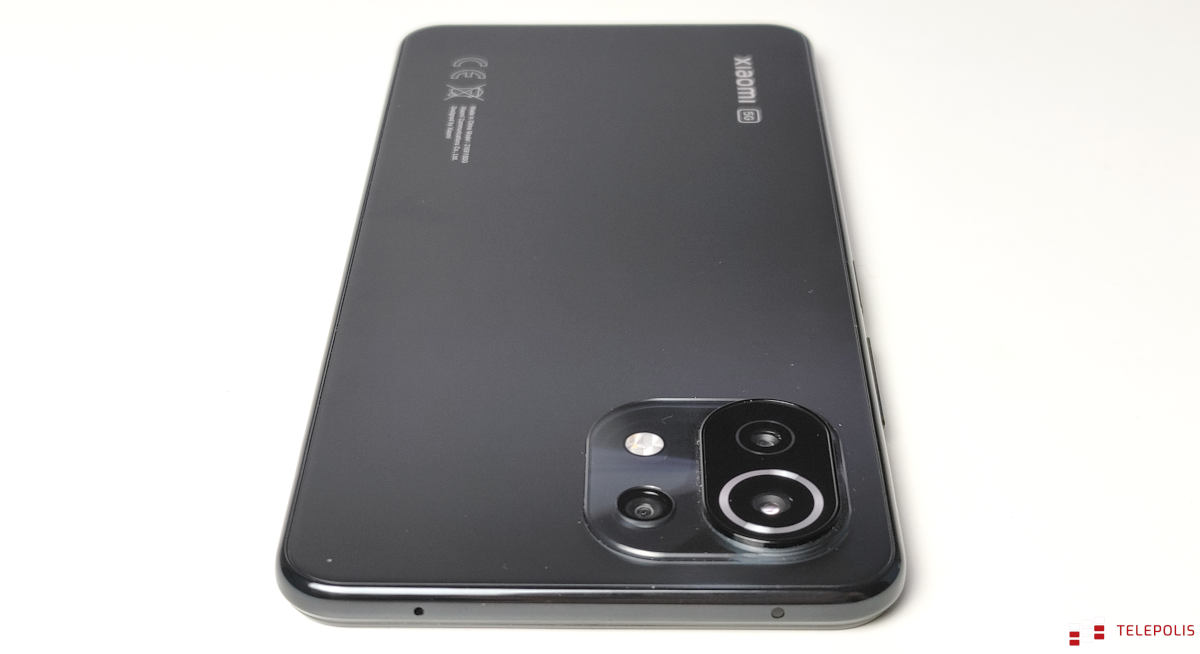 Xiaomi 11 Lite 5G NE – chciał być pogromcą, pozostał średniakiem