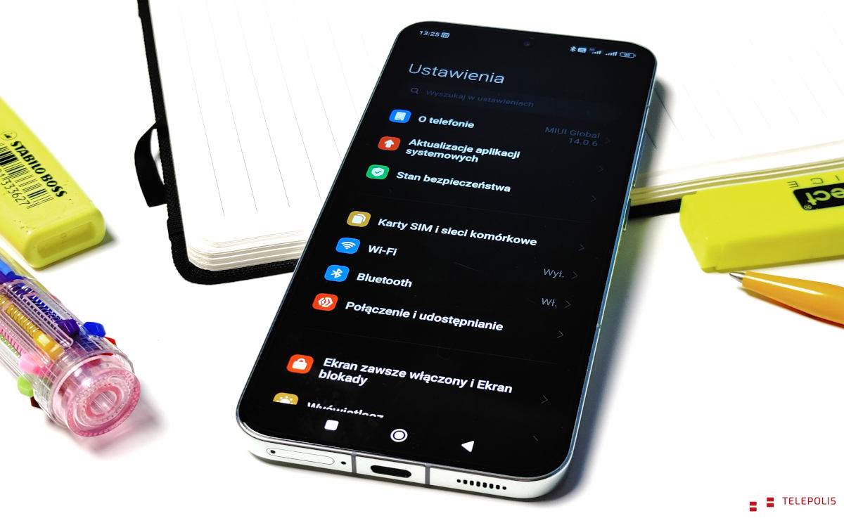 Xiaomi 13 to najlepszy mały smartfon z Androidem (test)