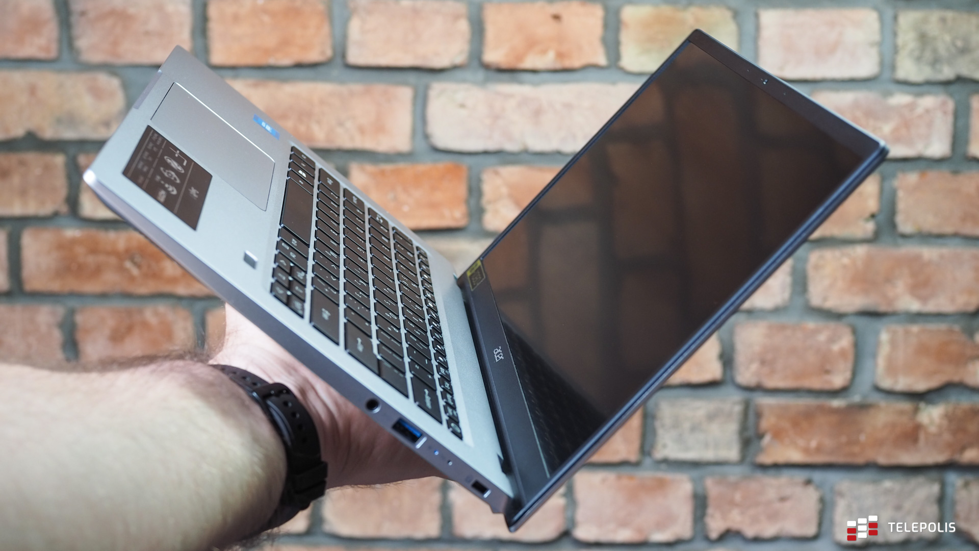 Testuję laptop za 1400 zł, i to z MS Office w cenie. Nie ma lipy