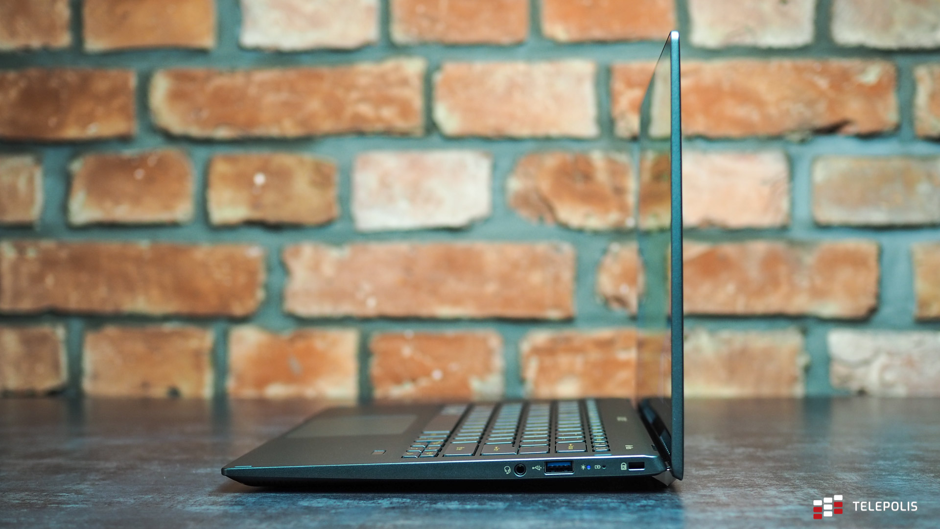 Acer Swift 5 - wydajny, lekki laptop z procesorem Intel Core 11. generacji