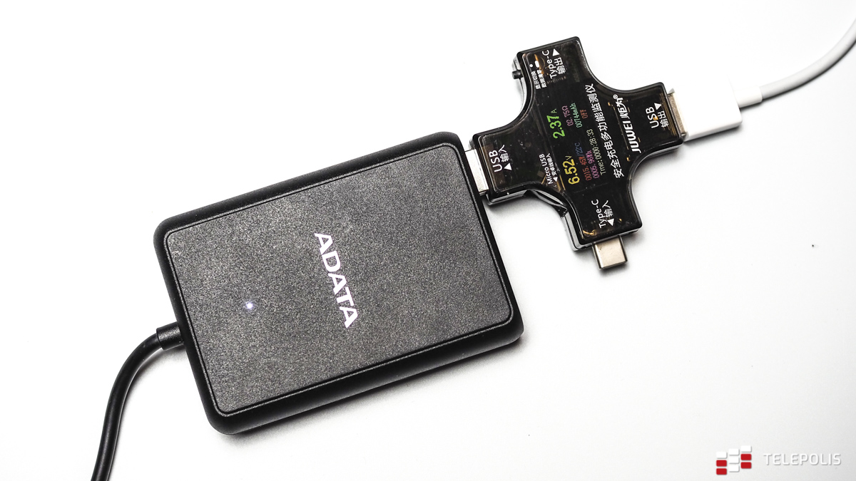Ładowarka samochodowa Adata CV0525 - pięć portów USB na rodzinne wyjazdy
