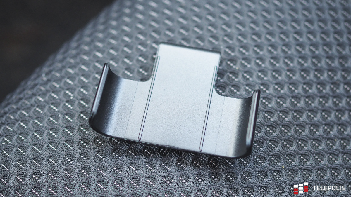 Ładowarka samochodowa Adata CV0525 - pięć portów USB na rodzinne wyjazdy