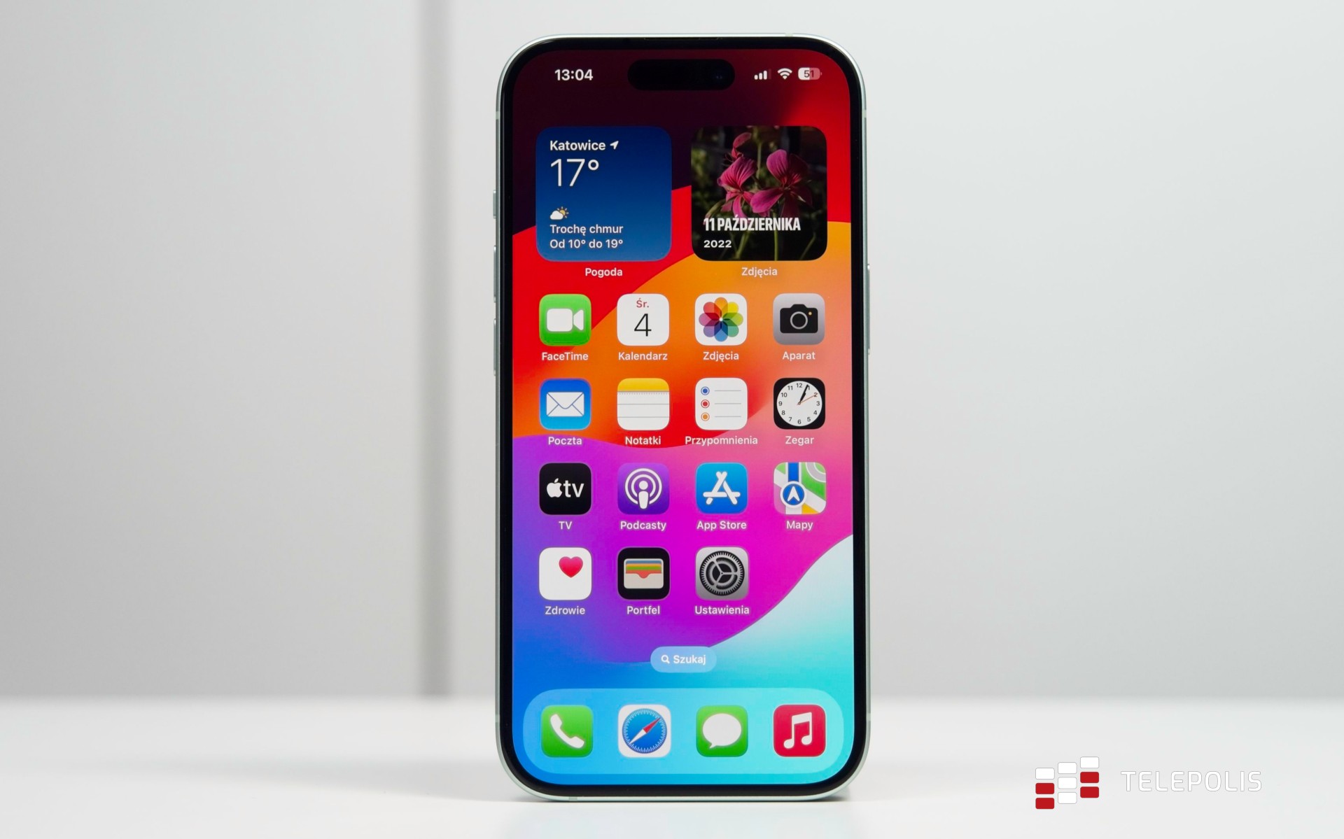iPhone 15 - wideotest. Świetny smartfon z poważnym problemem