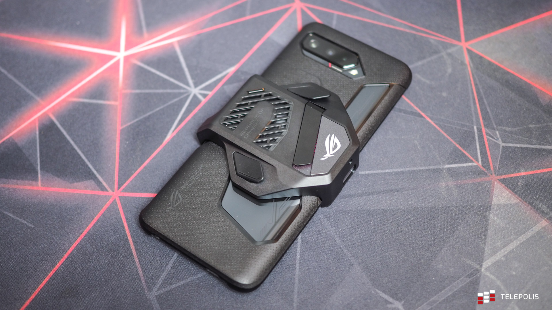 Asus ROG Phone 5s Pro – test wydajnego telefonu dla graczy