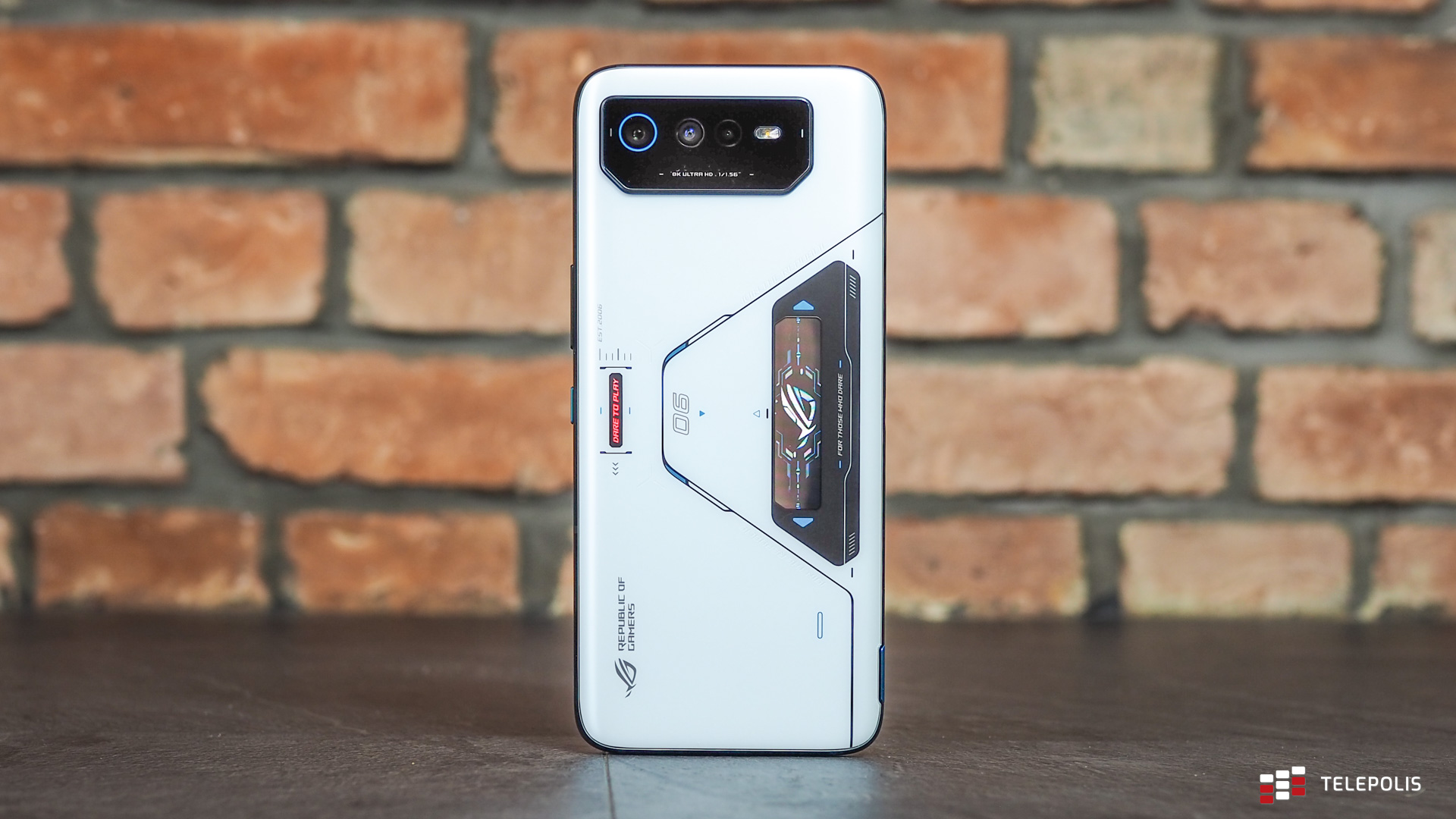 Asus ROG Phone 6 Pro – potężny smartfon dla graczy (test)