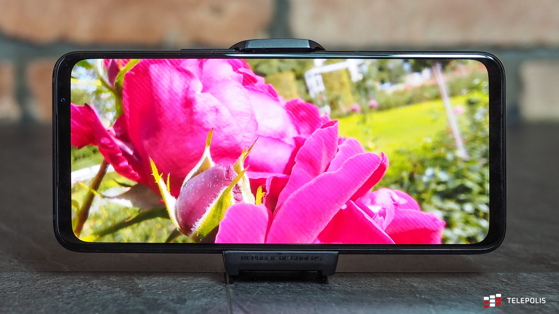 Asus ROG Phone 6 Pro – potężny smartfon dla graczy (test)