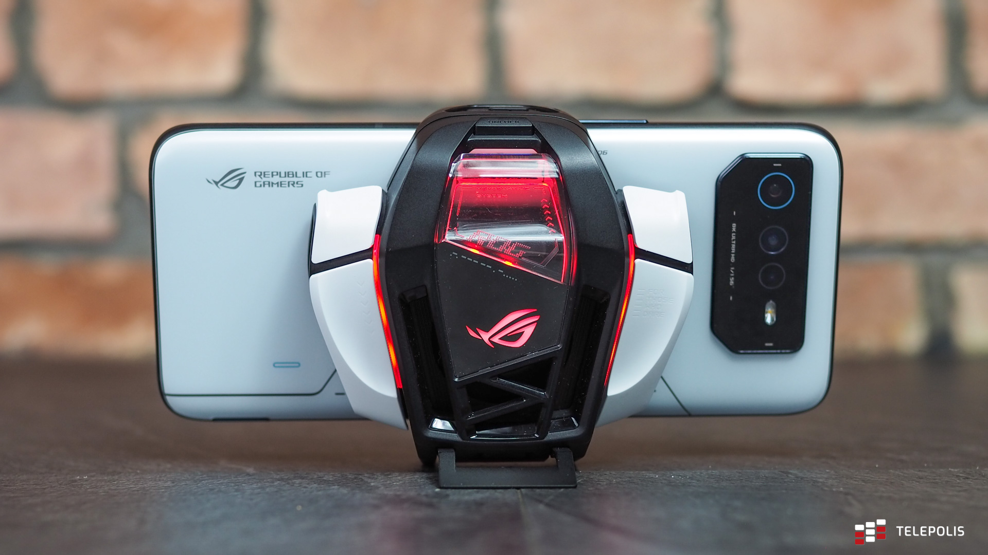 Asus ROG Phone 6 Pro – potężny smartfon dla graczy (test)