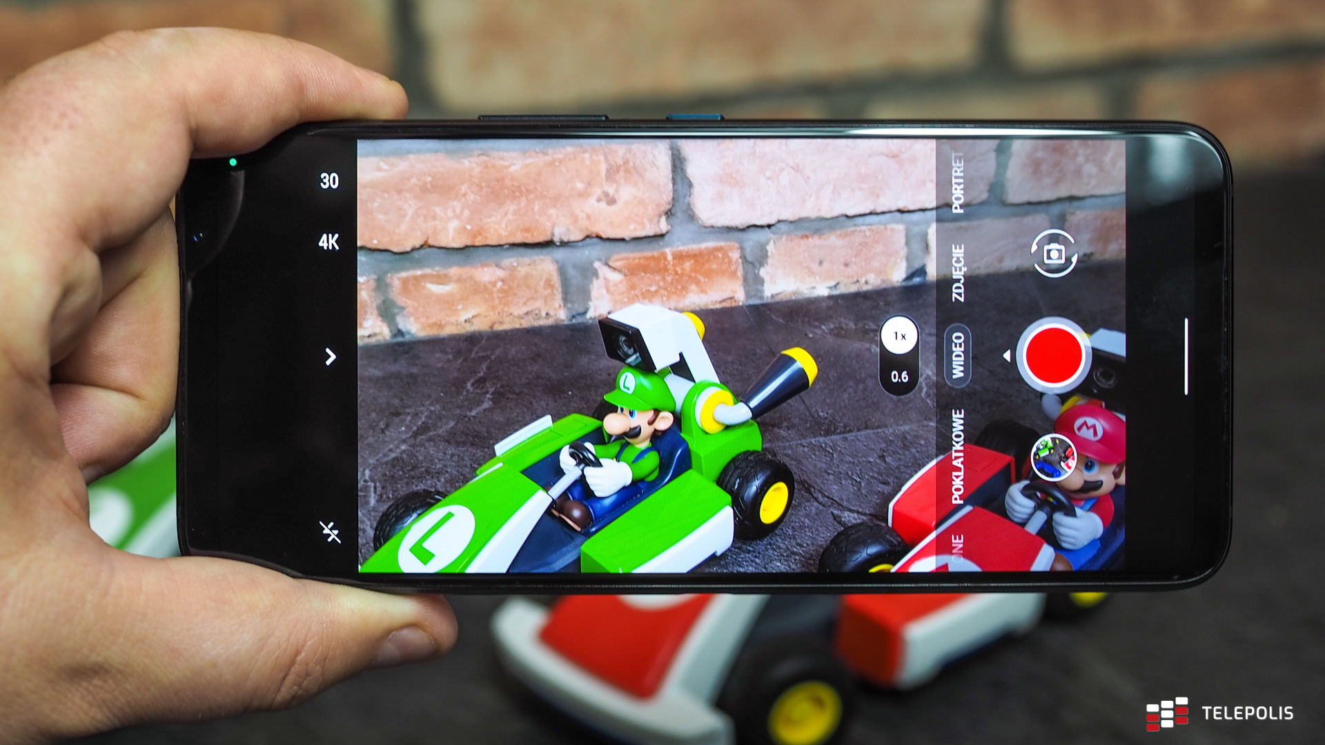 Asus ROG Phone 6 Pro – potężny smartfon dla graczy (test)