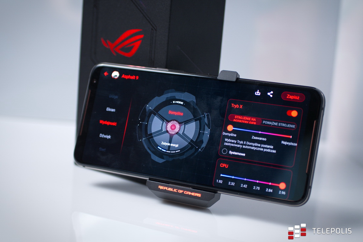 Asus ROG Phone II - gamingowy potwór z ludzką twarzą