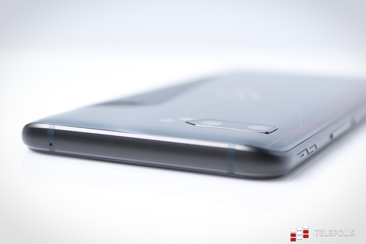 Asus ROG Phone II - gamingowy potwór z ludzką twarzą