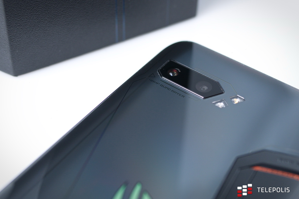 Asus ROG Phone II - gamingowy potwór z ludzką twarzą