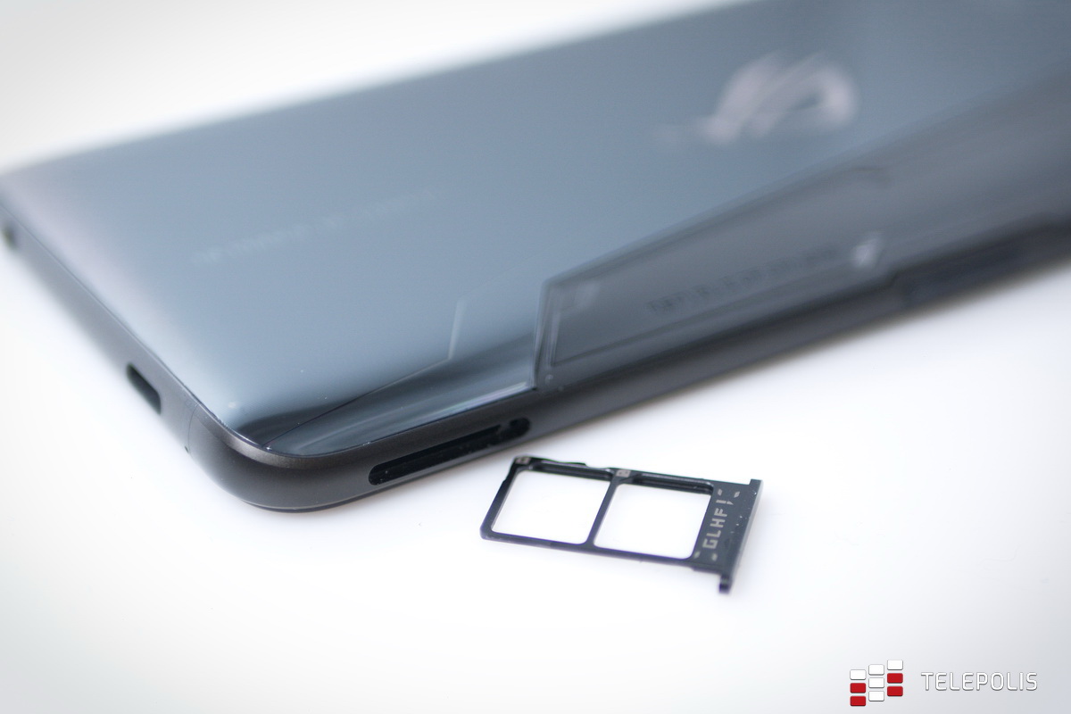 Asus ROG Phone II - gamingowy potwór z ludzką twarzą