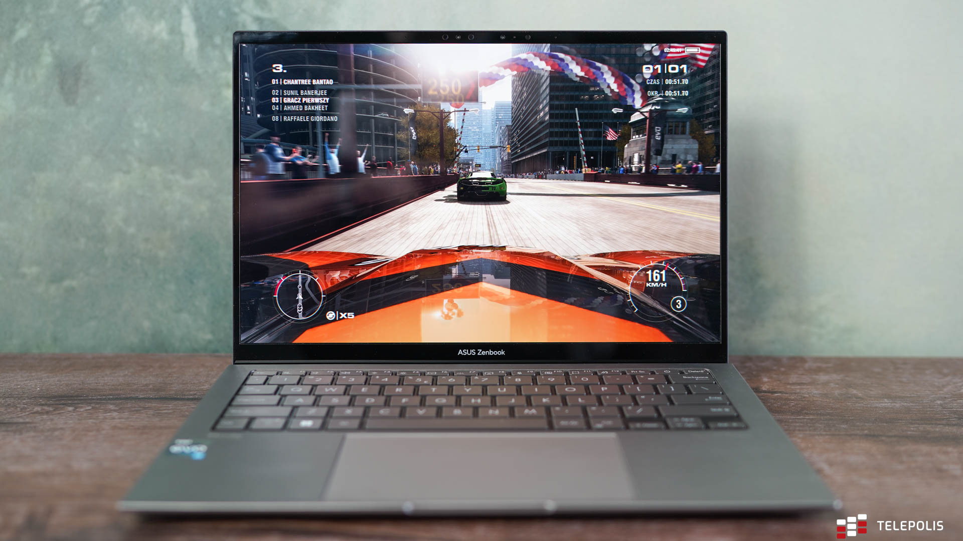 Asus Zenbook S 13 OLED – zgrabny i wydajny laptop dla biznesmena