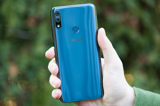 Asus ZenFone Max Pro M2 - czy akumulator 5000 mAh i czysty Android to przepis na sukces?