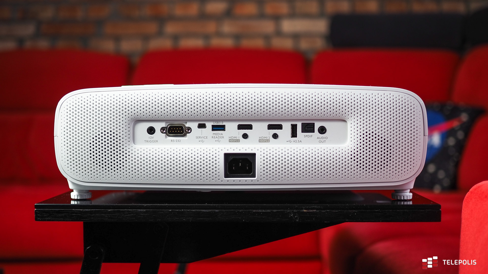 BenQ TK810 - wszystkomający projektor do domowych rozrywek