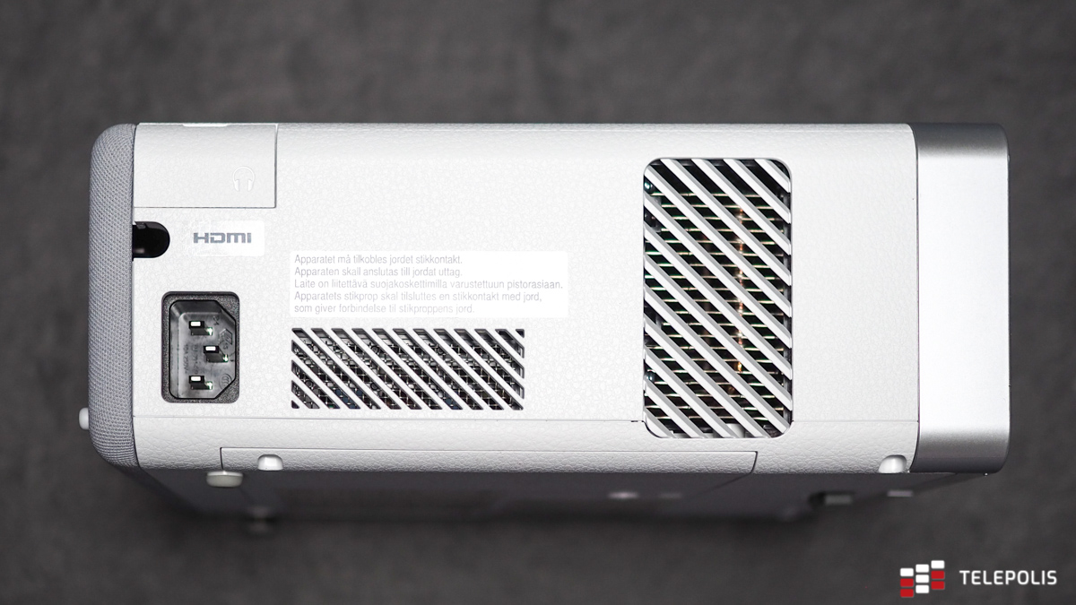 Epson EF-100W - test małego projektora, który łatwo zabrać ze sobą