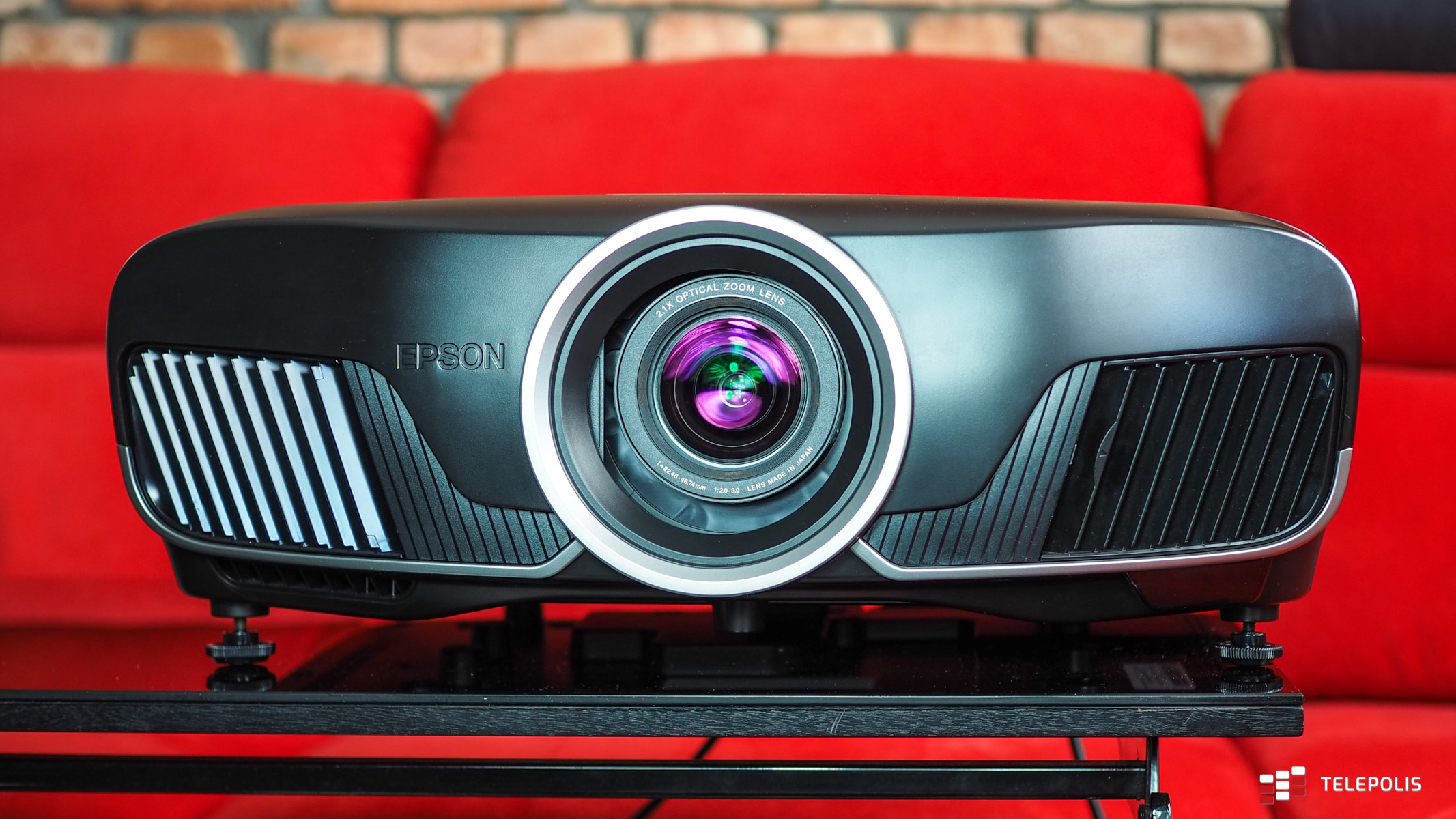 Epson EH-TW9400 – doskonały projektor do gier i kina domowego