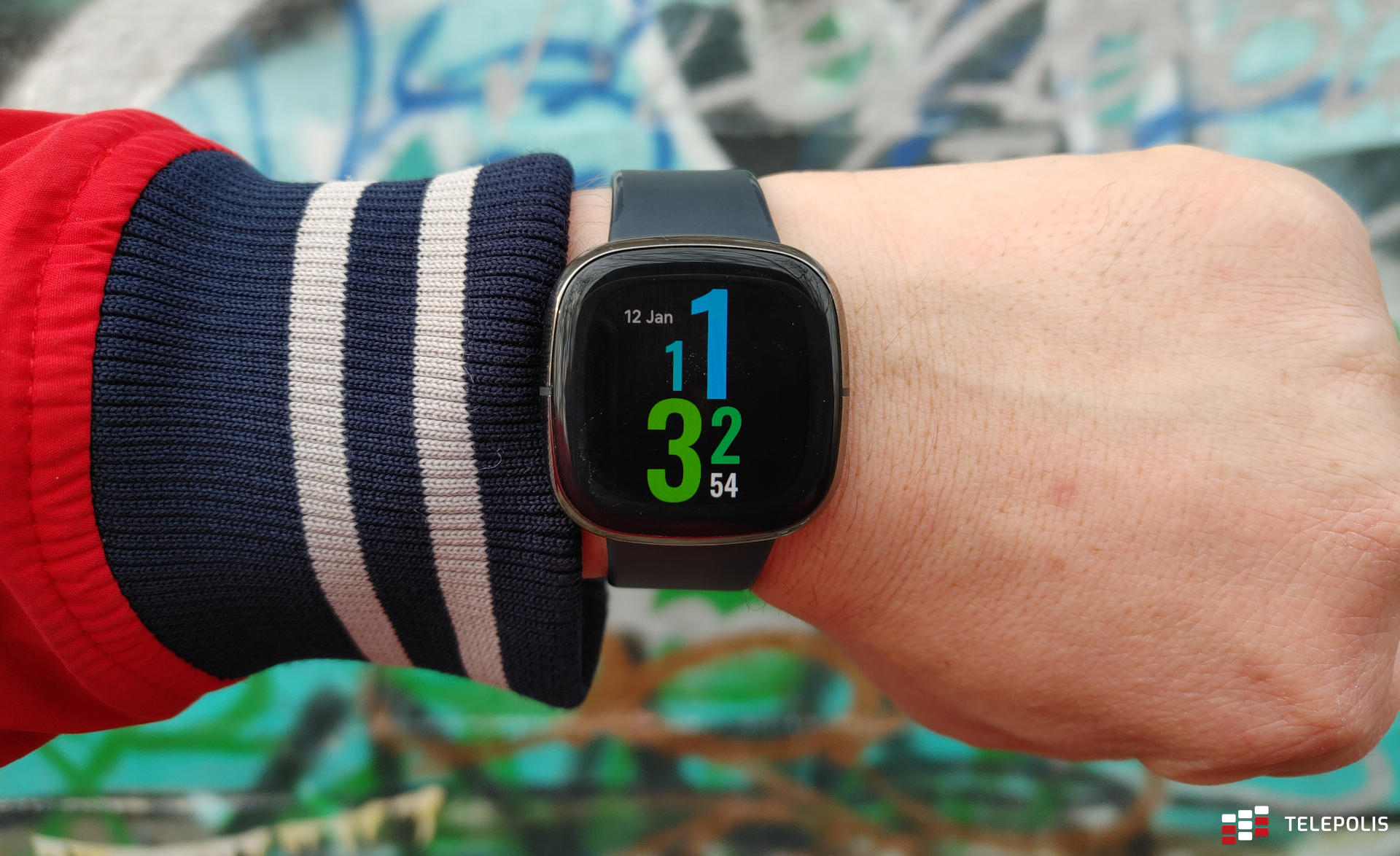 Fitbit Sense – smart zegarek z EKG. Zadbasz z nim o zdrowie i aktywność sportową
