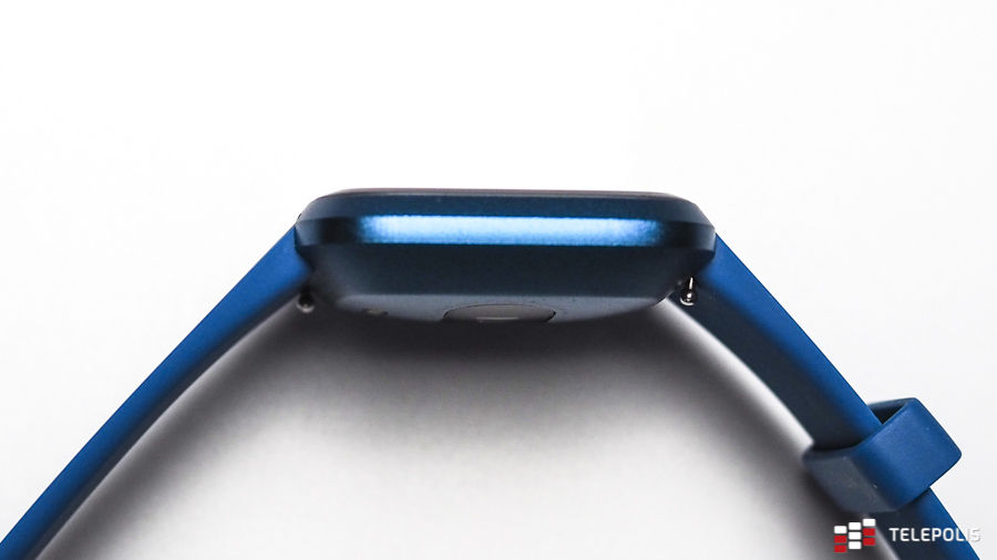 Fitbit Versa Lite - test prostego smartwatcha śledzącego naszą aktywność fizyczną