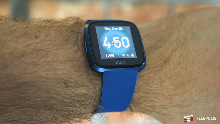 Fitbit Versa Lite - test prostego smartwatcha śledzącego naszą aktywność fizyczną